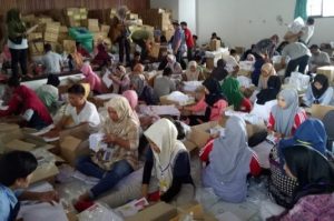 KPU Kerahkan 200 Orang Lipat Surat Suara Pemilu