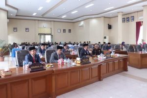 Wakil Walikota Payakumbuh Hadiri Rapat Paripurna HUT RI Ke 74