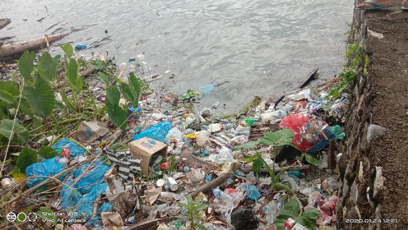 Danau Singkarak Terancam Sampah Plastik, Wabup Zuldafri Ingatkan Warga