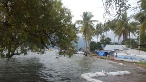 Masyarakat Tepi Danau Cemas, Debit Air Singkarak Meluap