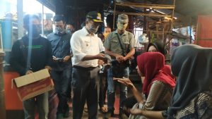 Erwin Yunaz Apresiasi Gerakan 1000 Masker Gratis Komunitas Hijau Payakumbuh