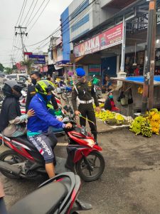 Petugas Trantib Bantu Posko Covid-19 Dapat Apresiasi Dari Ketua DPRD Payakumbuh