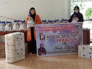 Batik Loempo Bagi Sembako, Lisda Hendrajoni: Bukti Kebersamaan Masih Terjaga