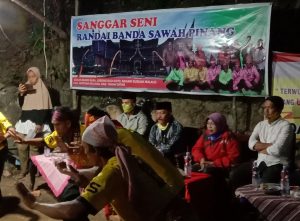 Dilepas Wabup Zuldafri Secara Simbolis, Randai Banda Sawah Pinang Ikut Festival Tingkat Provinsi