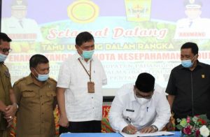 Bupati Launching Calon Varietas Unggul Kelapa Dalam Padang Pariaman