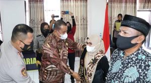 Polres Pariaman Kukuhkan Tokoh Masyarakat, Adat, Agama dan Kaum Milenial Sebagai Duta Covid-19