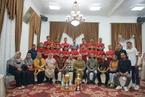 Bupati Eka Putra Jamu Alumni SMA 1 Lintau di Indo Jolito