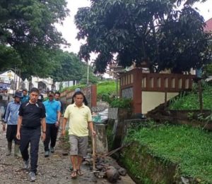 Manfaatkan Waktu Libur, Wali Kota Sawahlunto Gotong Royong Bersama Warga