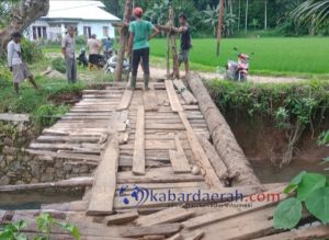 Miris!! Jembatan Usaha Tani Kampung Lagan Kecil Butuh Perhatian dari Pemkab Pessel