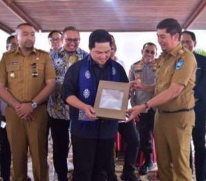 Menteri BUMN Disambut Hangat di Rumdis Wali Kota Sawahlunto