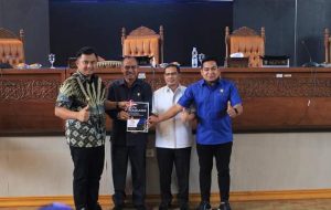 Rapat Paripurna DPRD Kabupaten Dharmasraya Penyampain LPKJ Bupati Tahun 2022