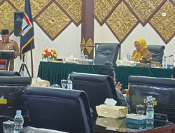 DPRD Kota Padang Paripurnakan Pendapat Akhir Fraksi-fraksi Terhadap Empat Ranperda Kota Padang