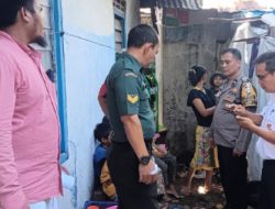 Babinsa Serka Sufiyanto Bersama Aparat Kelurahan Jati Langsung Turun Ke Lapangan untuk Cek Warga Kurang Mampu yang Baru Tinggal