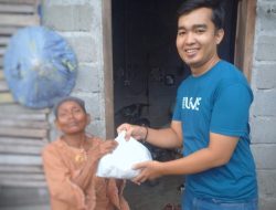 KMP Pessel Berikan Bantuan Ratusan Sembako Dibeberapa Nagari yang Terdampak Banjir di Kecamatan Sutera