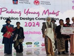 Angkat Motif Bunga Pala, M.Ridho Keluar Sebagai Juara 1 pada Padang Young Modest Design Competition 2024