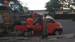 Babinsa Koramil 02/Padang Timur Himbau Warga Agar Tidak Buang Sampah Sembarangan