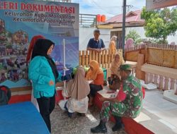 Peduli Kesehatan Ibu Hamil dan Balita, Babinsa Kubu Marapalam Dampingi Petugas Kesehatan di Posyandu