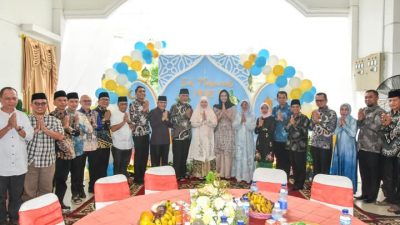 Bupati Dharmasraya Beserta Jajaran Hadiri Open House Di Istana Gubernur Sumbar