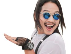 Ajo Latuih dari Panggung Lawak ke Panggung Digital, Perjalanan Seniman Multitalenta Asal Pariaman