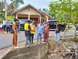 Wakil Ketua DPRD Pessel Desak Perbaikan Jalan Rusak di Muaro Sakai yang Terbengkalai 