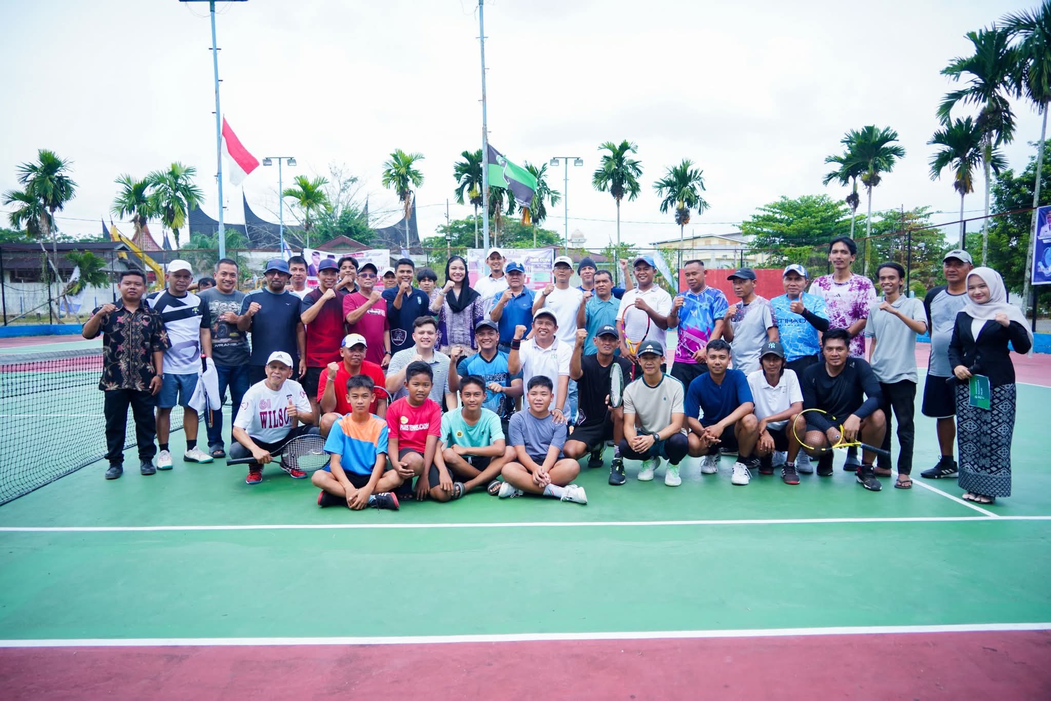 Kejuaraan Tennis Lapangan yang dilaksanakan oleh pemuda Organisasi HMI Dharmasraya
