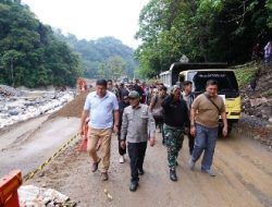 Uji Coba “Jalan Darurat” di Lembah Anai: Upaya Bersama Pulihkan Akses Pasca Galodo