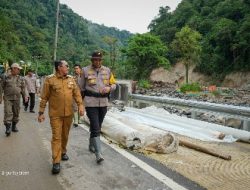 Jalan Lembah Anai Mulai Dibuka: Mobilitas Warga Pulih Bertahap Pasca Banjir Bandang