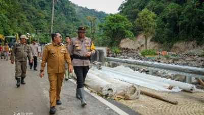 Jalan Lembah Anai Mulai Dibuka: Mobilitas Warga Pulih Bertahap Pasca Banjir Bandang