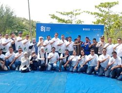 Meriahkan HUT RI ke 81, Regional 3 InJourney Airports BIM Tanam 10 Ribu Bibit Mangrove di Pantai Tiram Ulakan